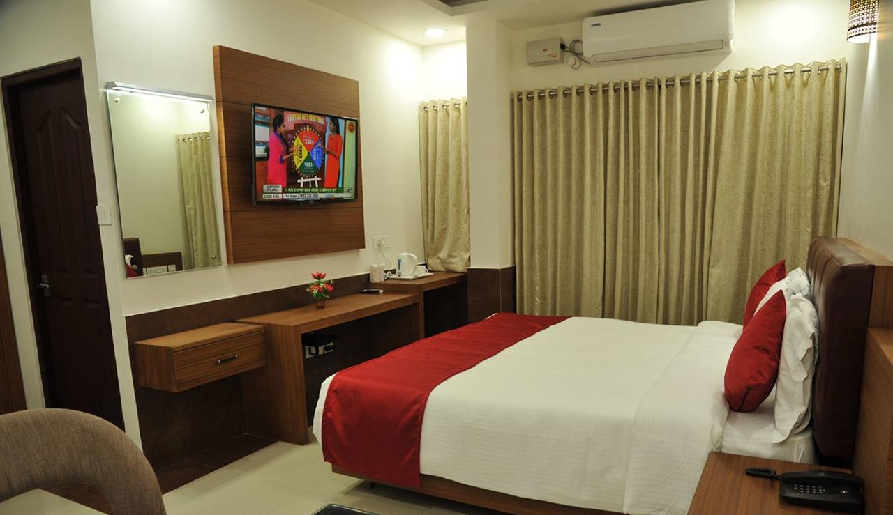 Hotel Soorya Castle Wayanad Extérieur photo